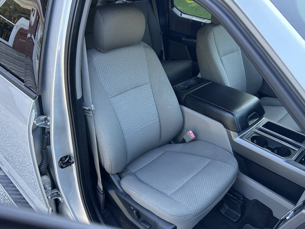 Used 2019 Ford F150 XLT w/ Equipment Group 302A Luxury RWD image 22