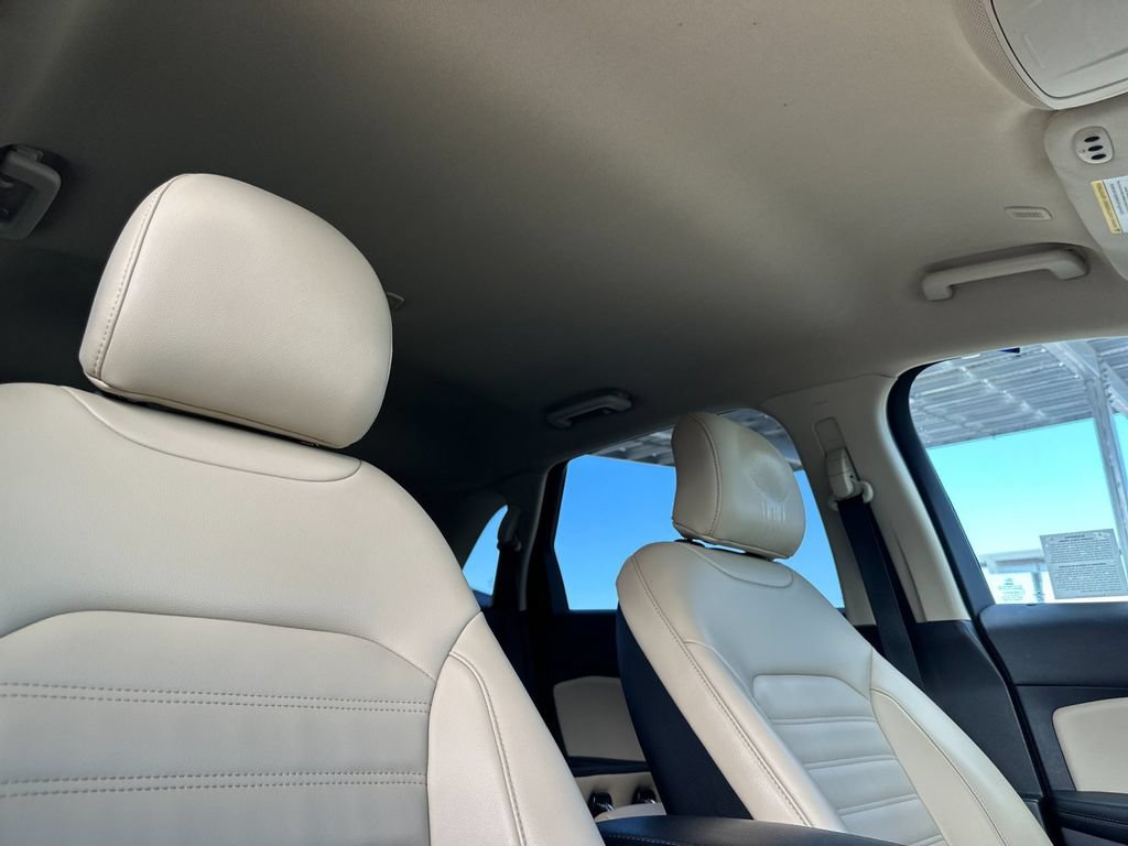 Certified 2019 Ford Edge SEL w/ Equipment Group 201A FWD image 16
