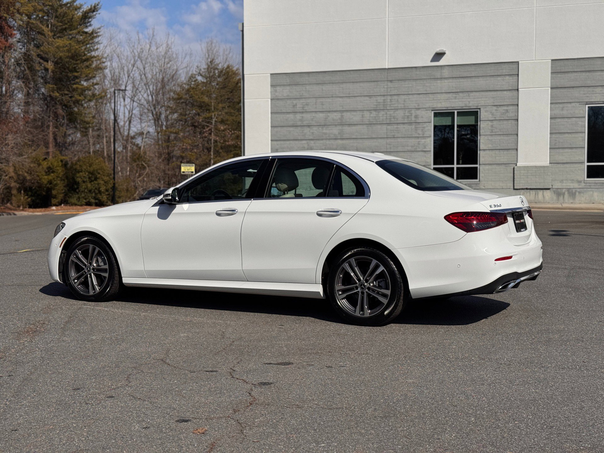 Used 2023 Mercedes-Benz E 350 4MATIC Sedan w/ Premium Package image 7