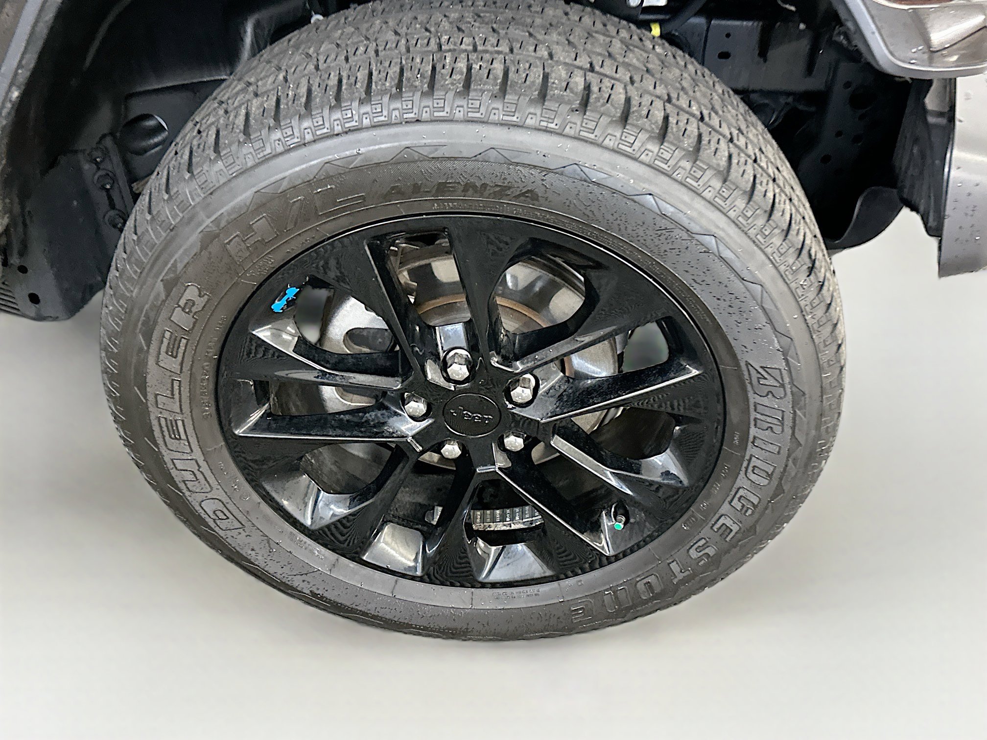 Used 2023 Jeep Wrangler Sahara image 11