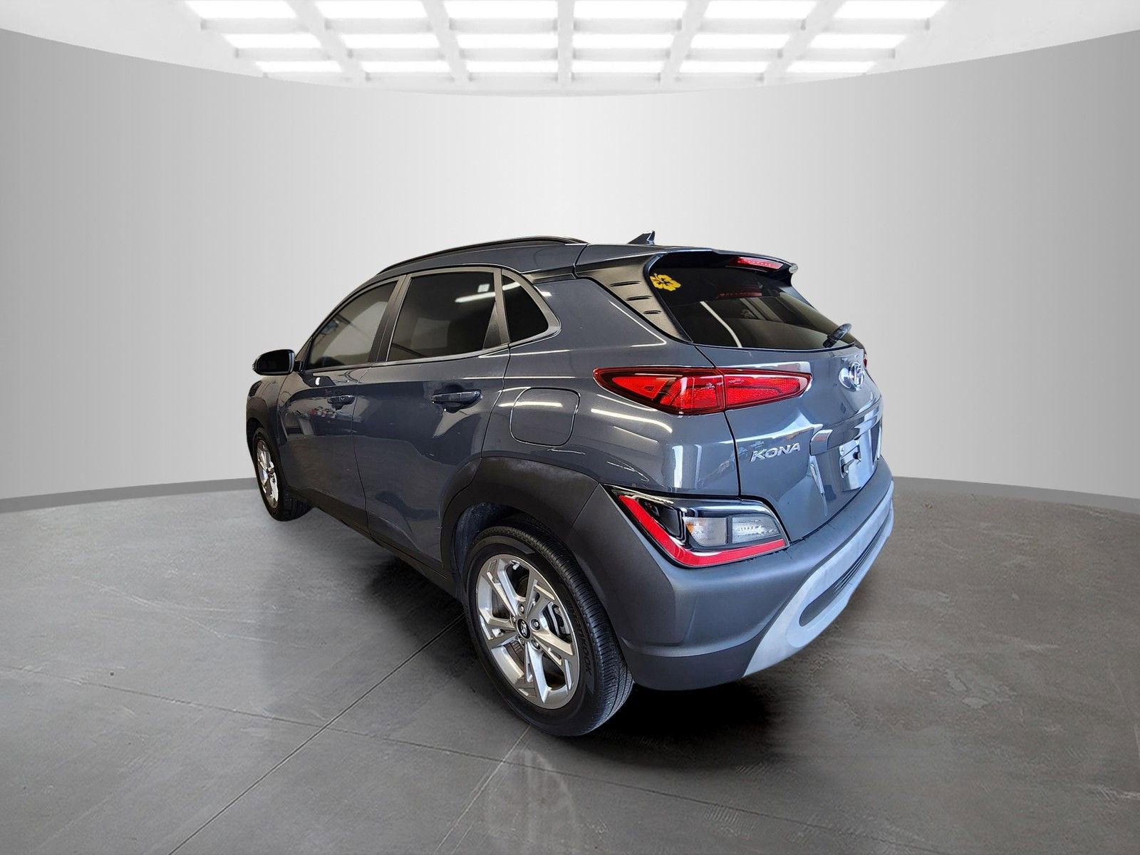 Used 2023 Hyundai Kona SEL w/ Convenience Package image 5