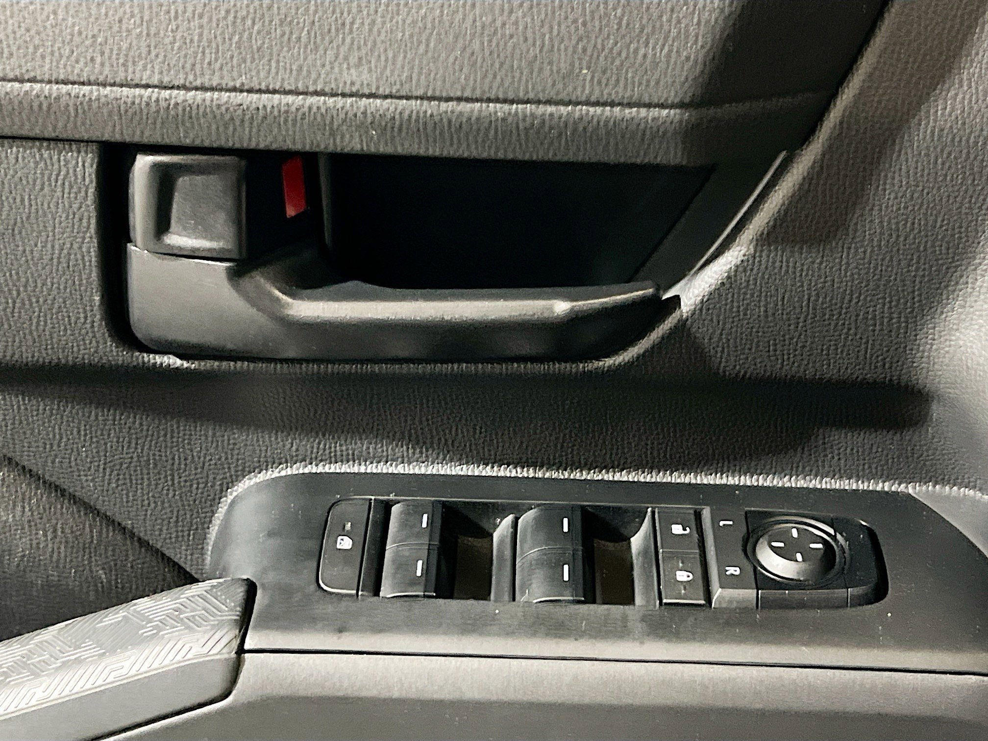 Used 2024 Toyota Tacoma SR5 image 13