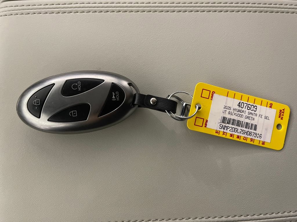 Used 2025 Hyundai Santa Fe SEL image 26
