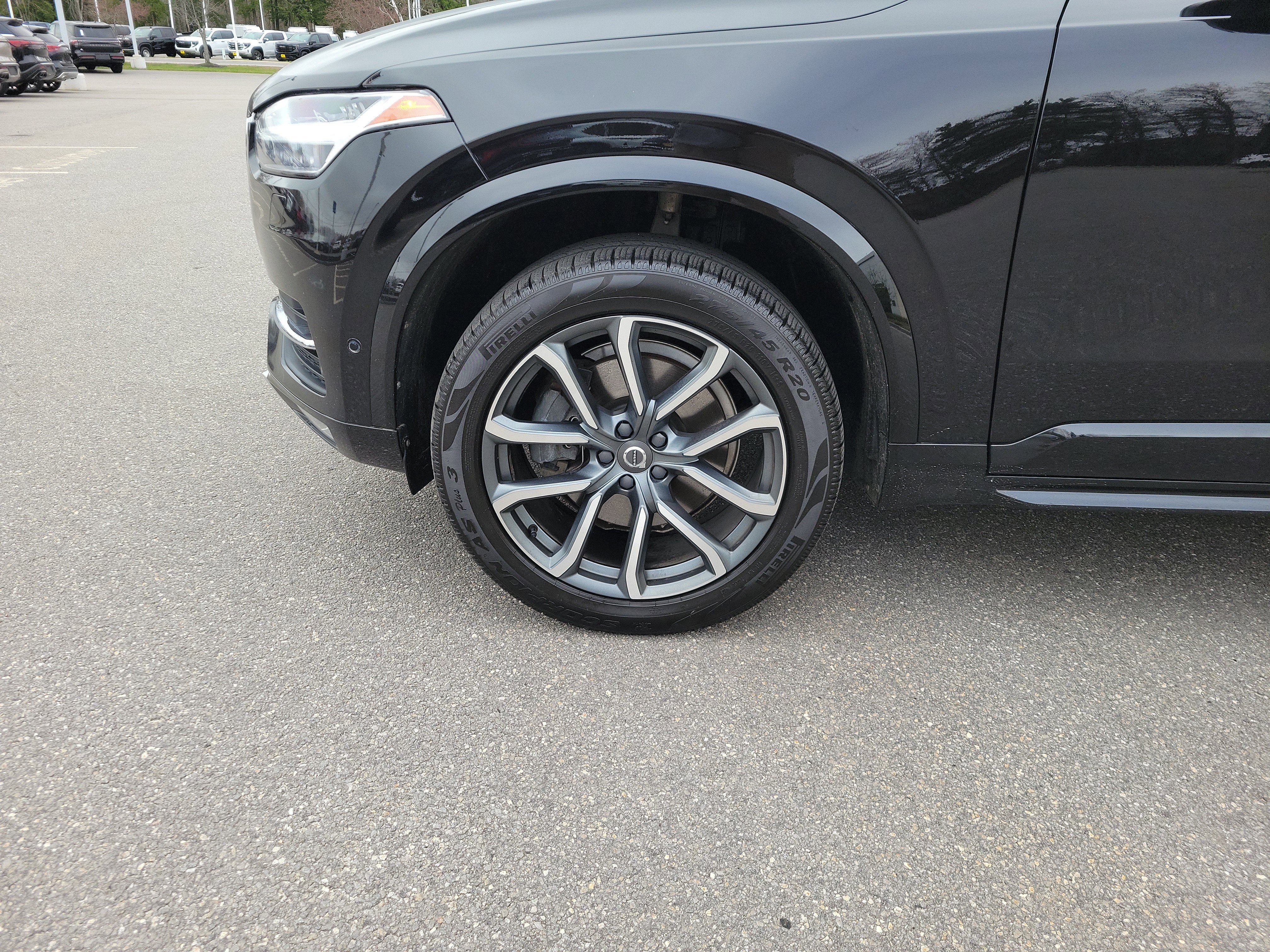 Used 2017 Volvo XC90 T6 Momentum w/ Vision Package AWD/4WD image 11