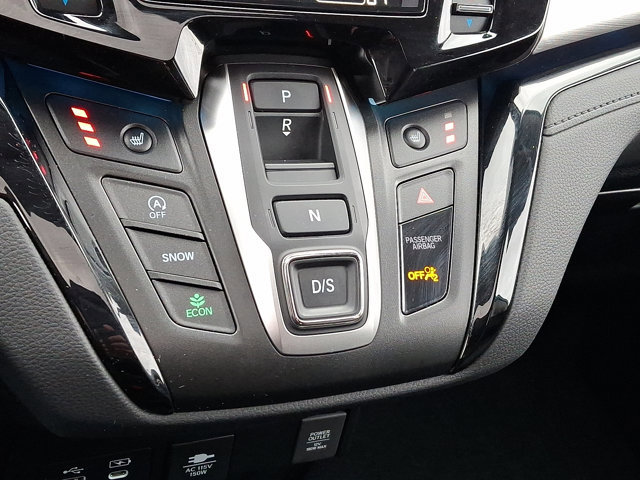 Certified 2026 Honda Odyssey Touring image 17