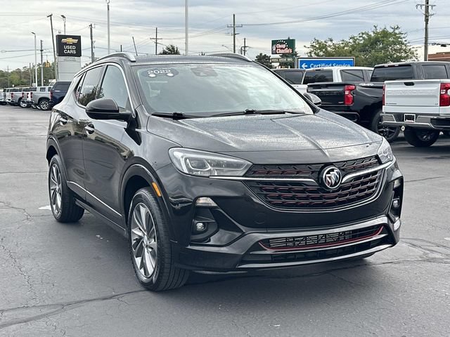 Used 2022 Buick Encore GX Essence w/ Advanced Technology Package AWD/4WD image 2
