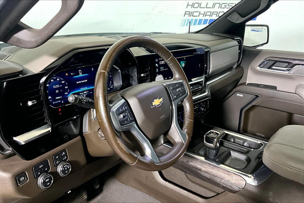 Used 2023 Chevrolet Silverado 1500 LTZ w/ LTZ Convenience Package II AWD/4WD image 10