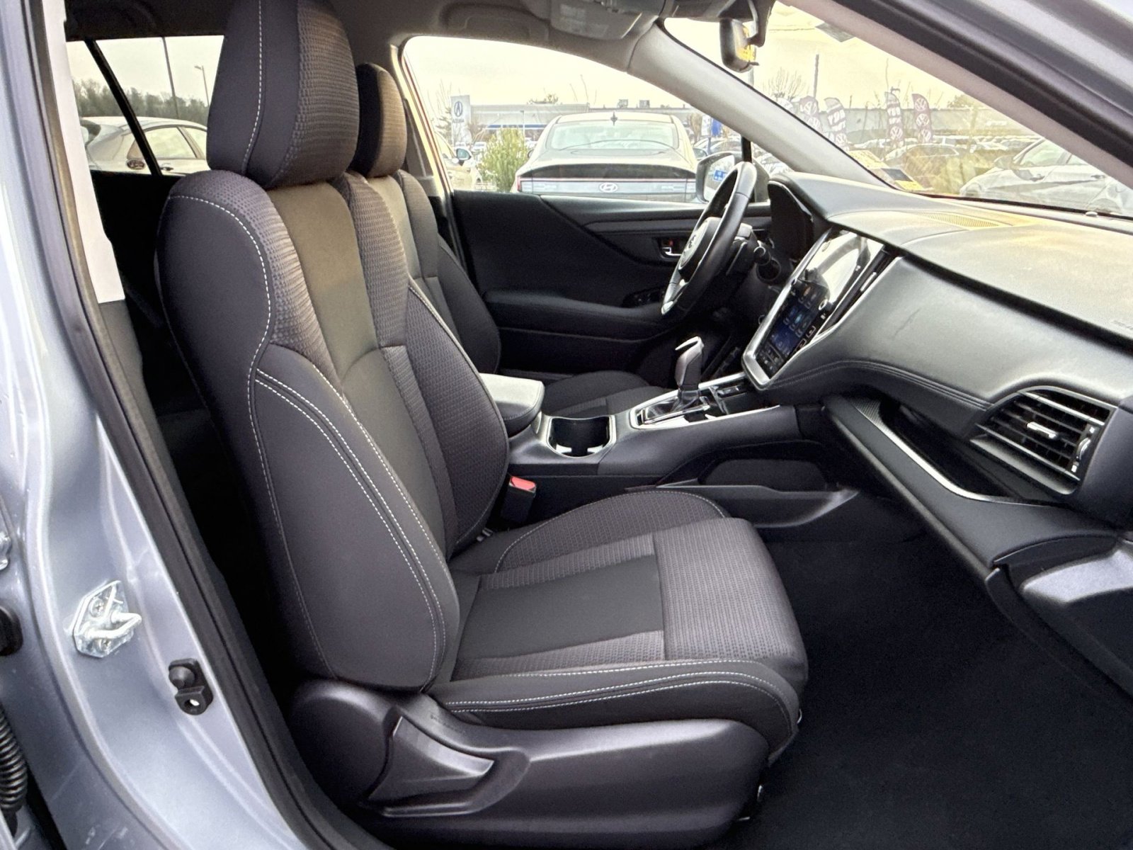 Used 2023 Subaru Outback Premium image 25