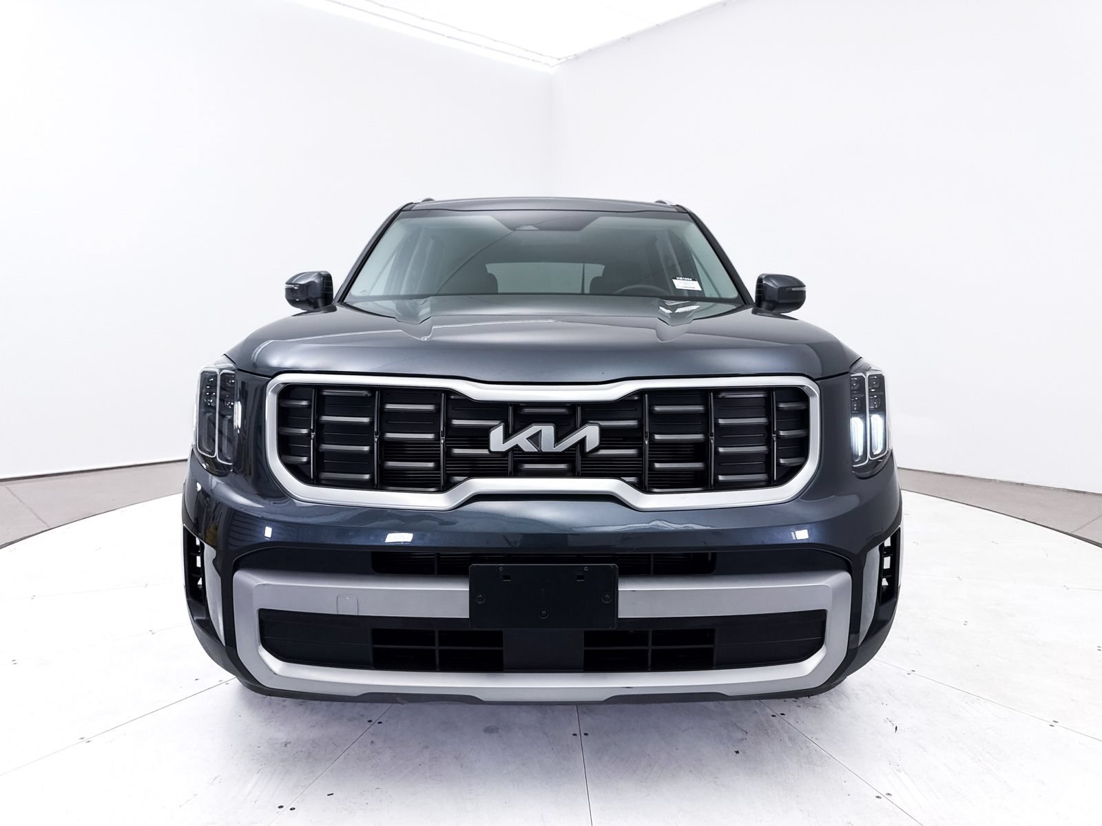 Used 2023 Kia Telluride S AWD/4WD image 14