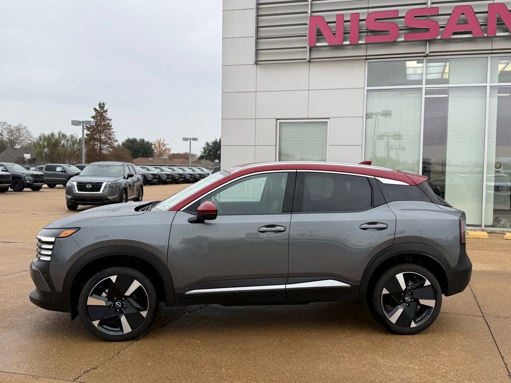 Certified 2025 Nissan Kicks SR image 2