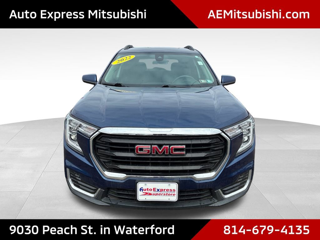 Used 2022 GMC Terrain SLE w/ Driver Convenience Package image 2
