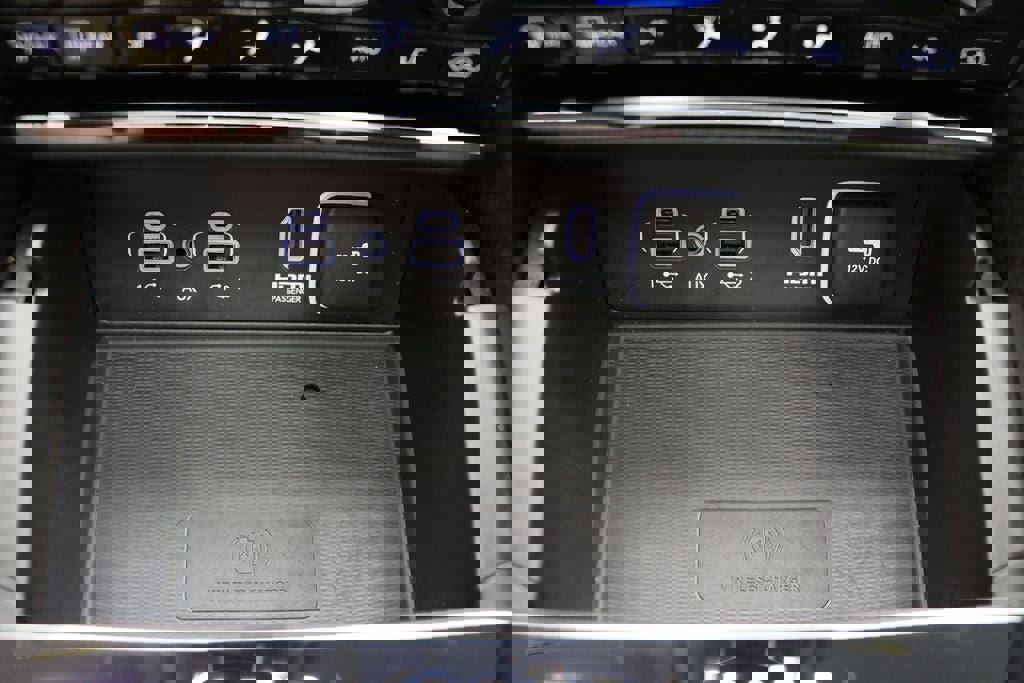 Used 2023 Jeep Grand Cherokee 30th Anniversary image 30