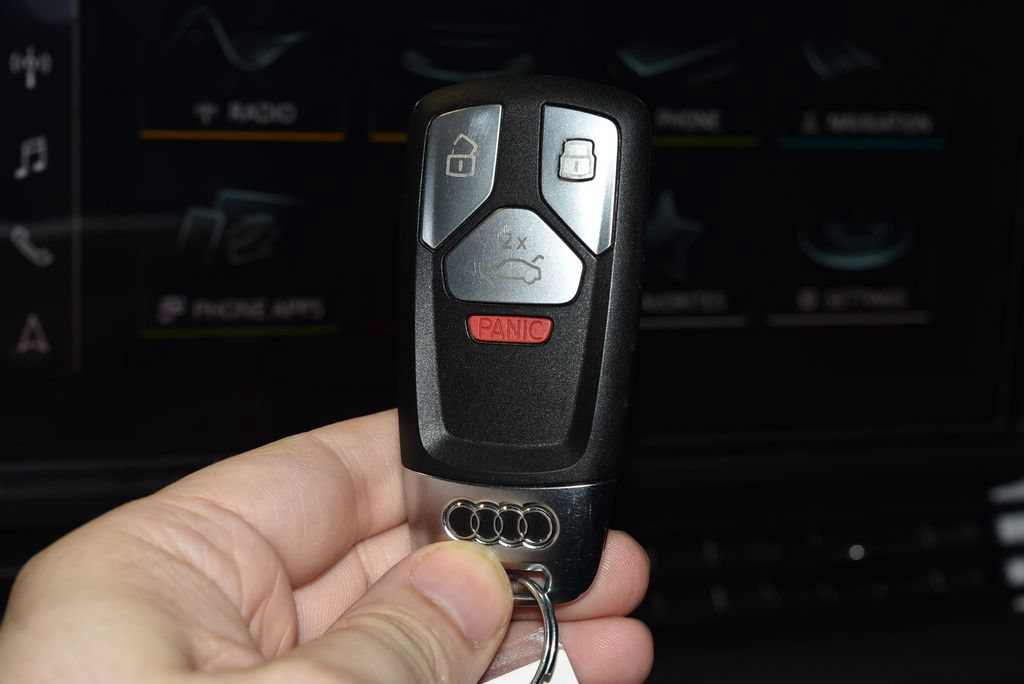 Used 2021 Audi A4 2.0T Premium w/ Convenience Package AWD/4WD image 19