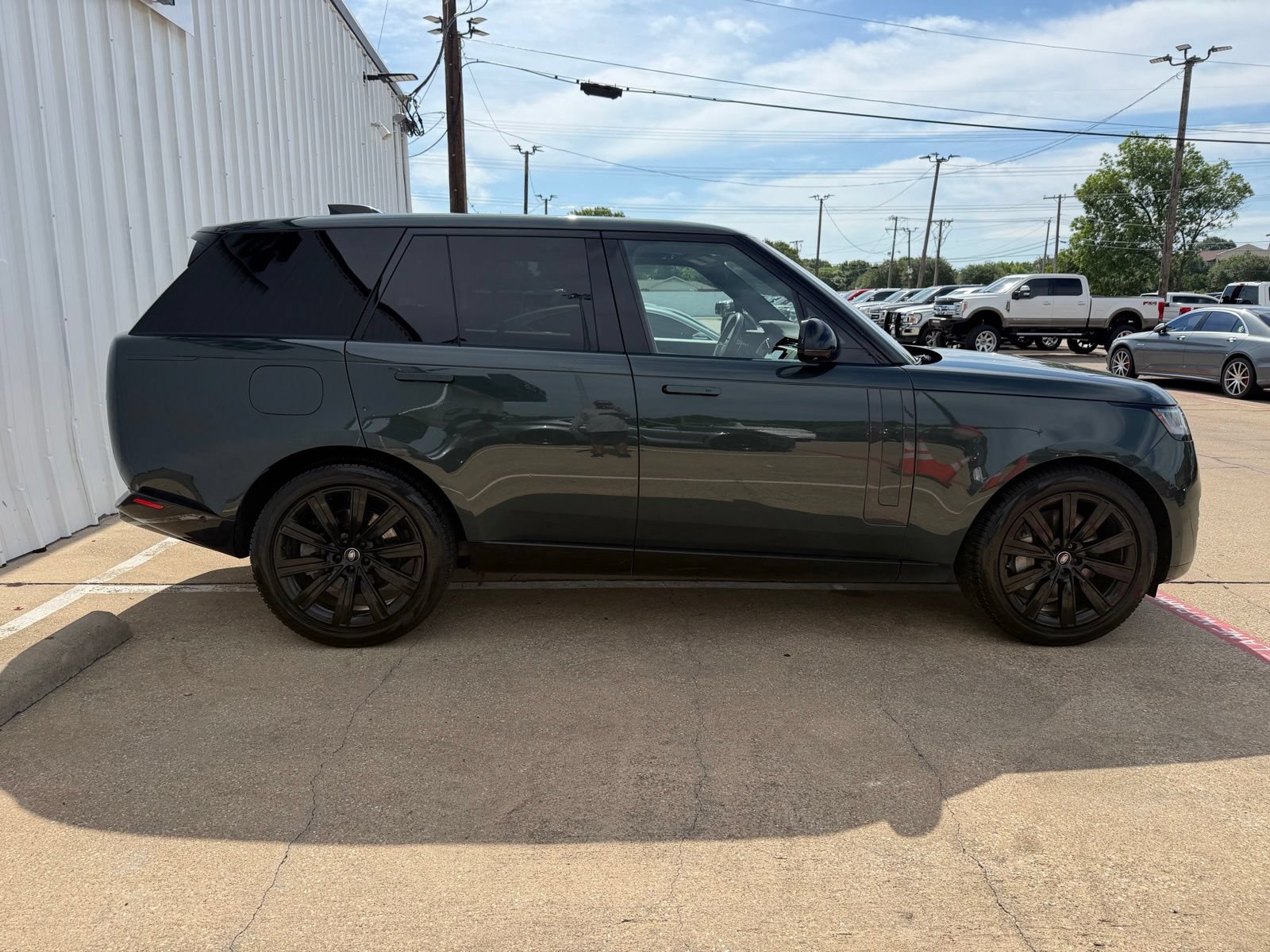 Used 2023 Land Rover Range Rover SE AWD/4WD image 8