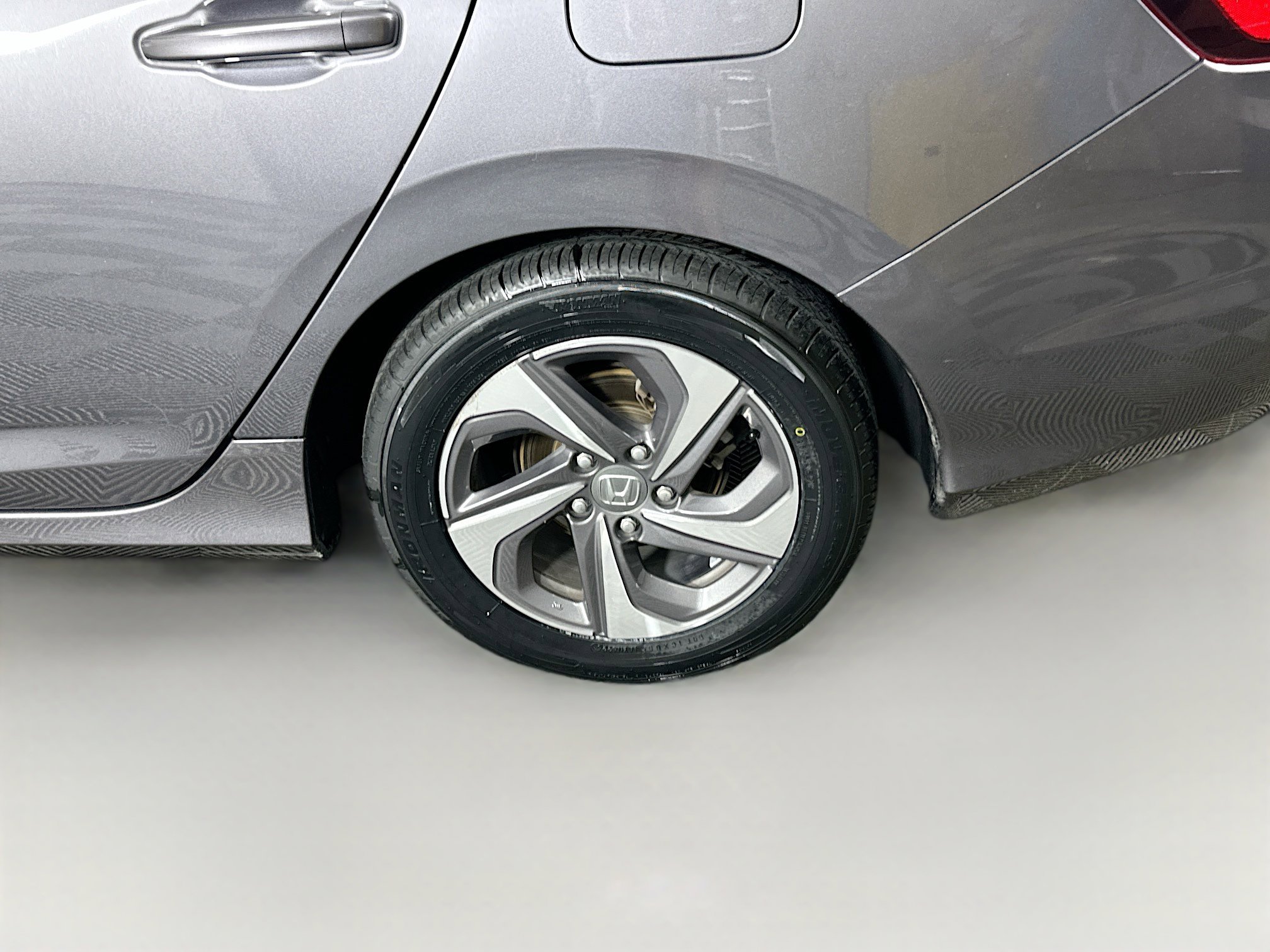 Used 2019 Honda Insight EX image 11