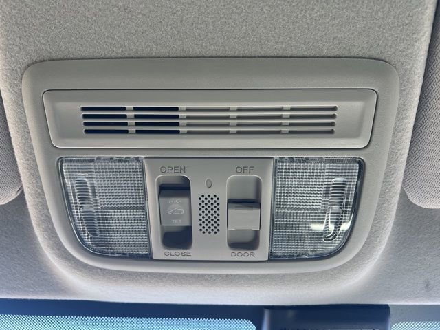 Used 2018 Honda Fit EX image 17