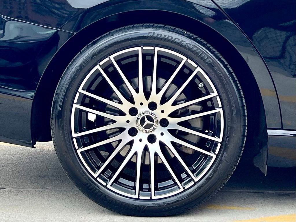 Certified 2022 Mercedes-Benz C 300 4MATIC Sedan image 34