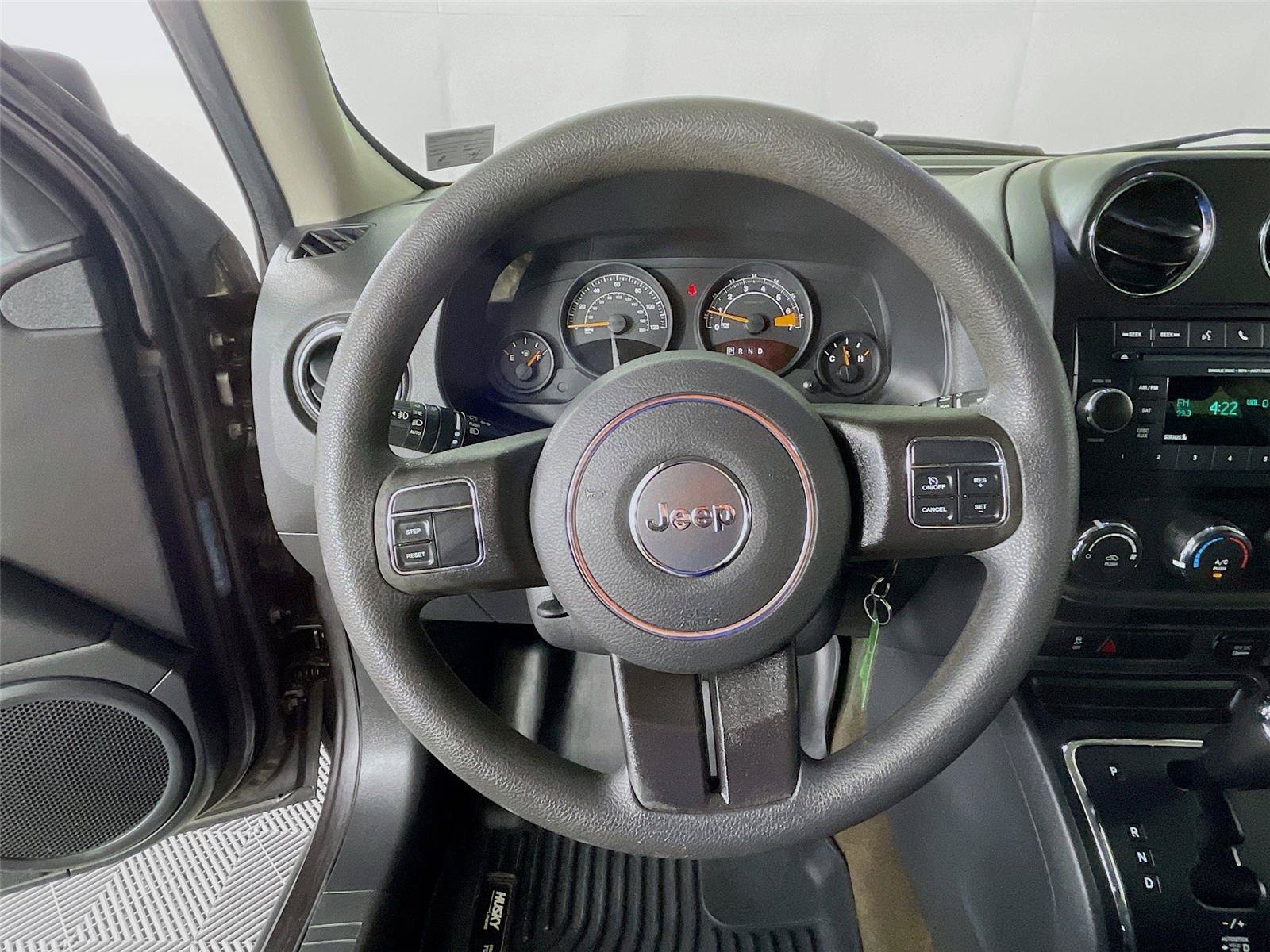 Used 2017 Jeep Patriot Sport w/ Power Value Group AWD/4WD image 13