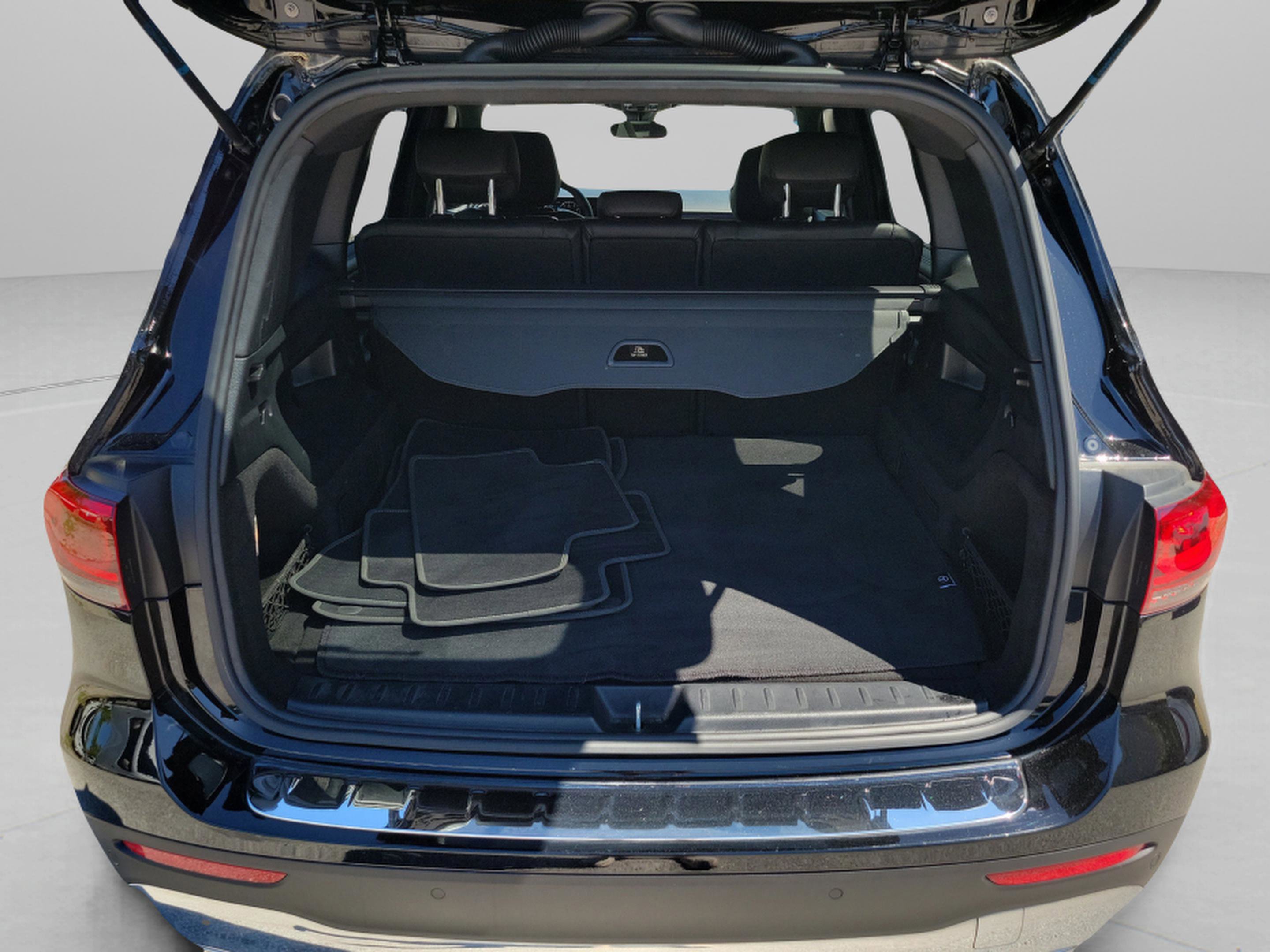 Certified 2022 Mercedes-Benz GLB 250 4MATIC image 9