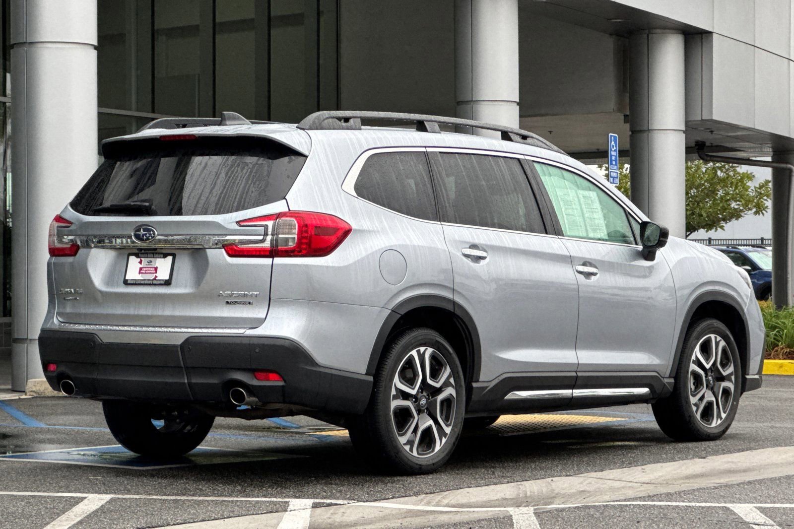 Certified 2025 Subaru Ascent Touring w/ Popular Package #2 image 4