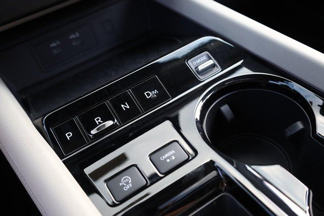 Certified 2025 Nissan Murano SL AWD/4WD image 19
