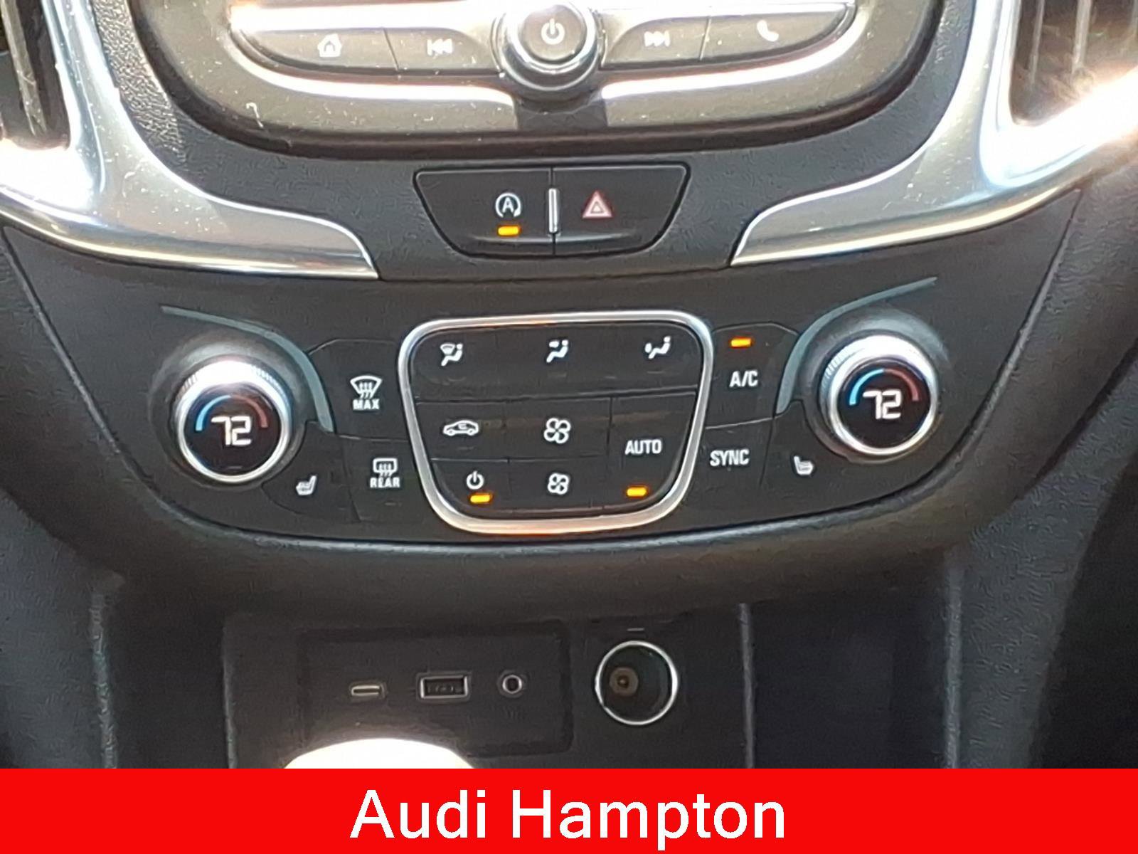 Used 2022 Chevrolet Equinox LT AWD/4WD image 23