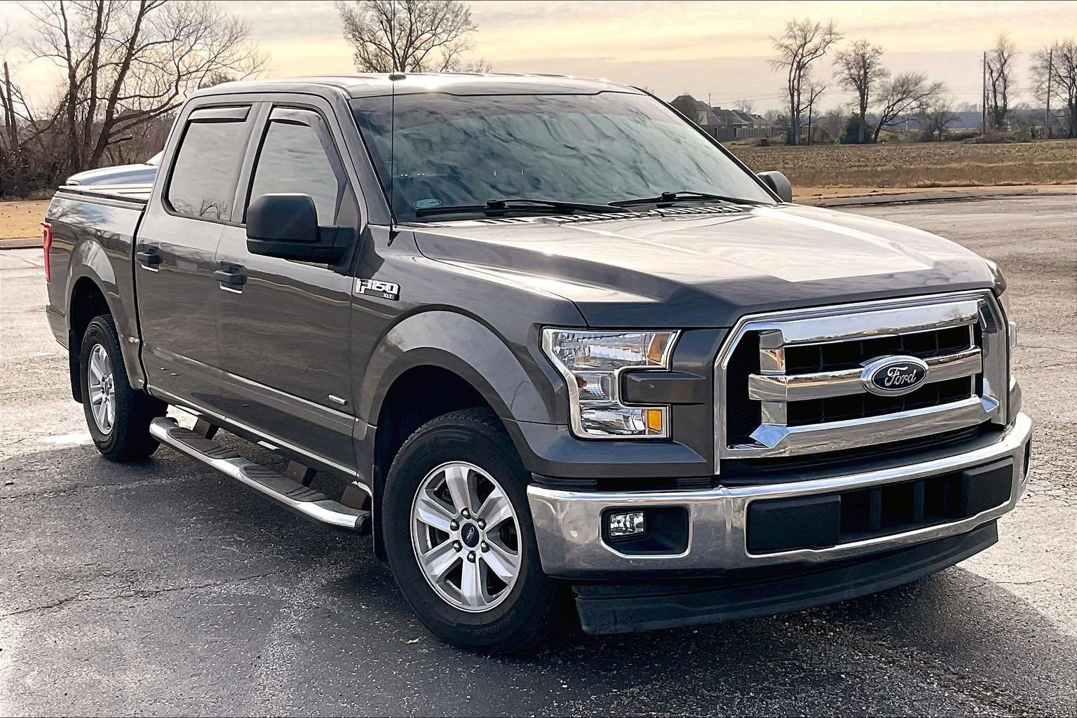 Used 2017 Ford F150 XLT image 1