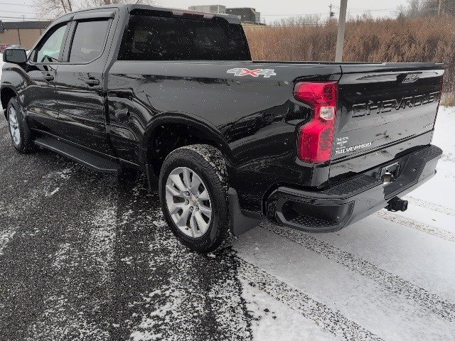 Certified 2022 Chevrolet Silverado 1500 Custom image 4