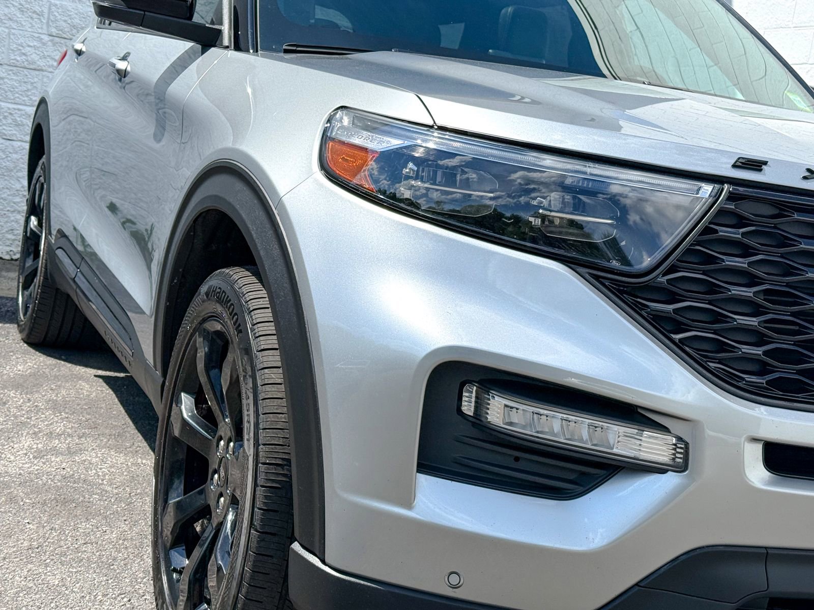 Used 2024 Ford Explorer ST w/ Equipment Group 401A AWD/4WD image 5