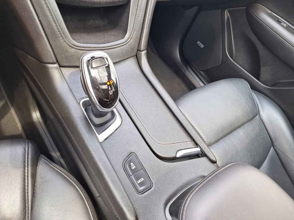 Used 2018 Cadillac XT5 Premium Luxury FWD image 15