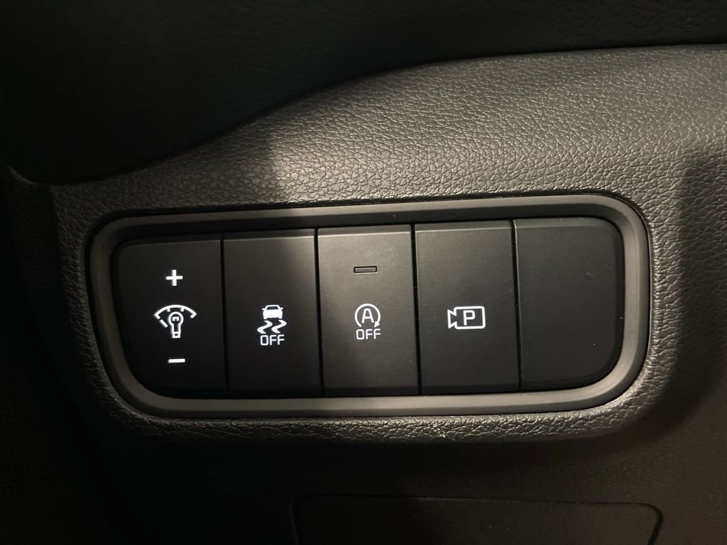 Certified 2023 Kia Soul S image 16