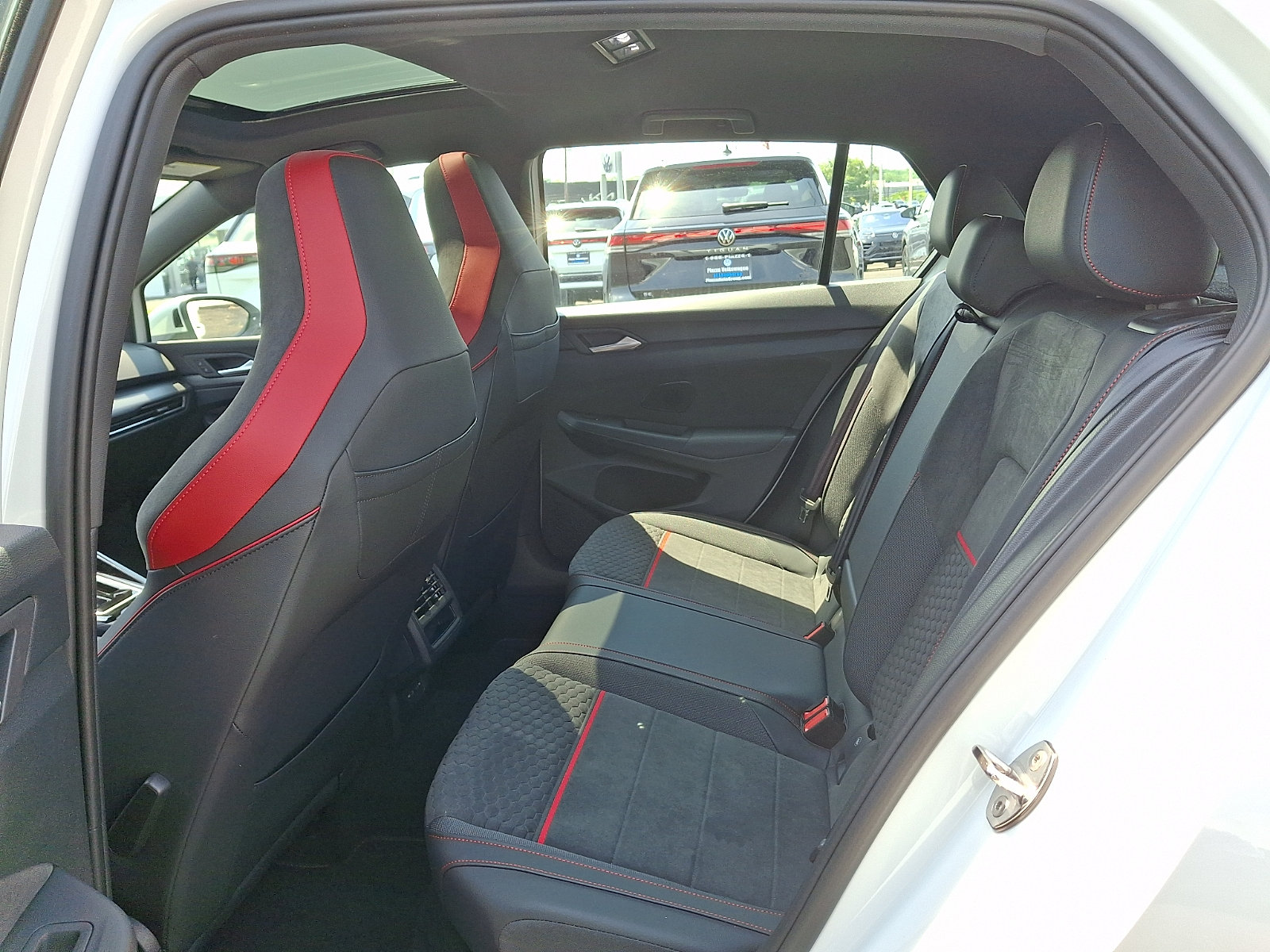 New 2026 Volkswagen GTI SE FWD image 5