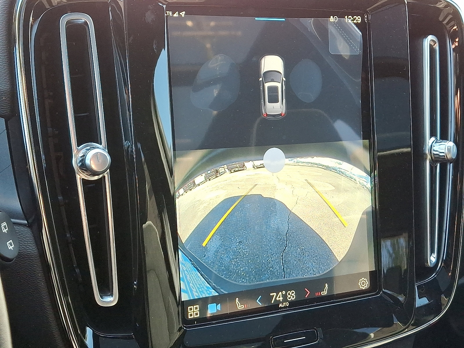 Certified 2023 Volvo XC40 Recharge Plus w/ Protection Package Premier image 17