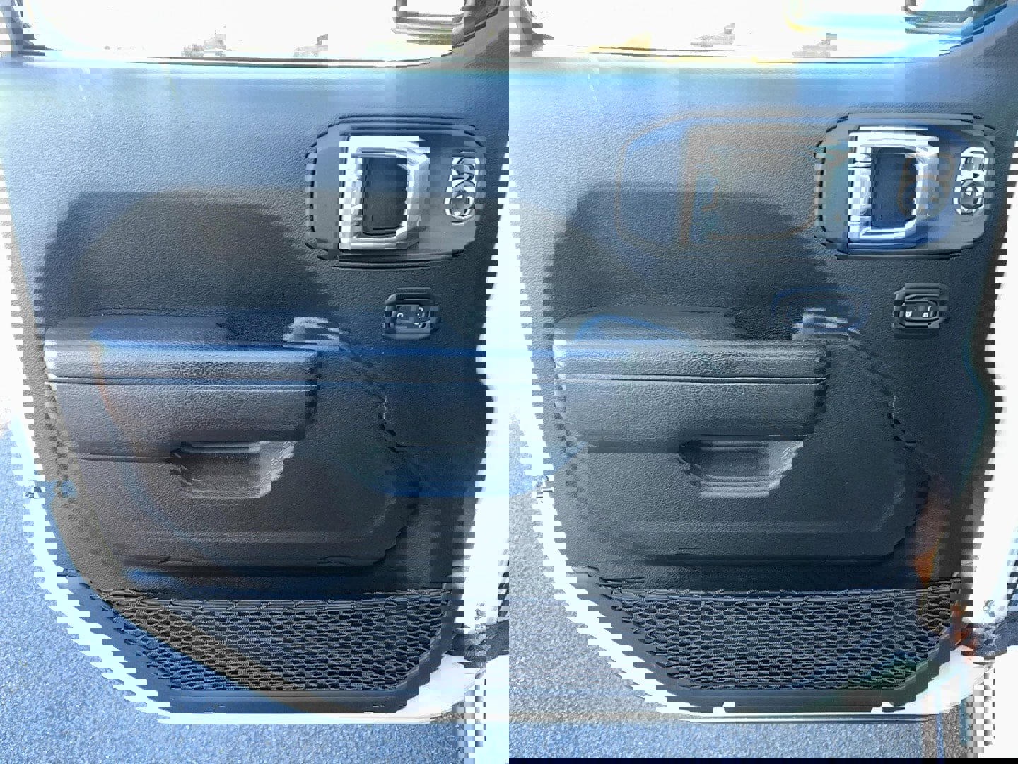 Used 2024 Jeep Wrangler Willys image 14