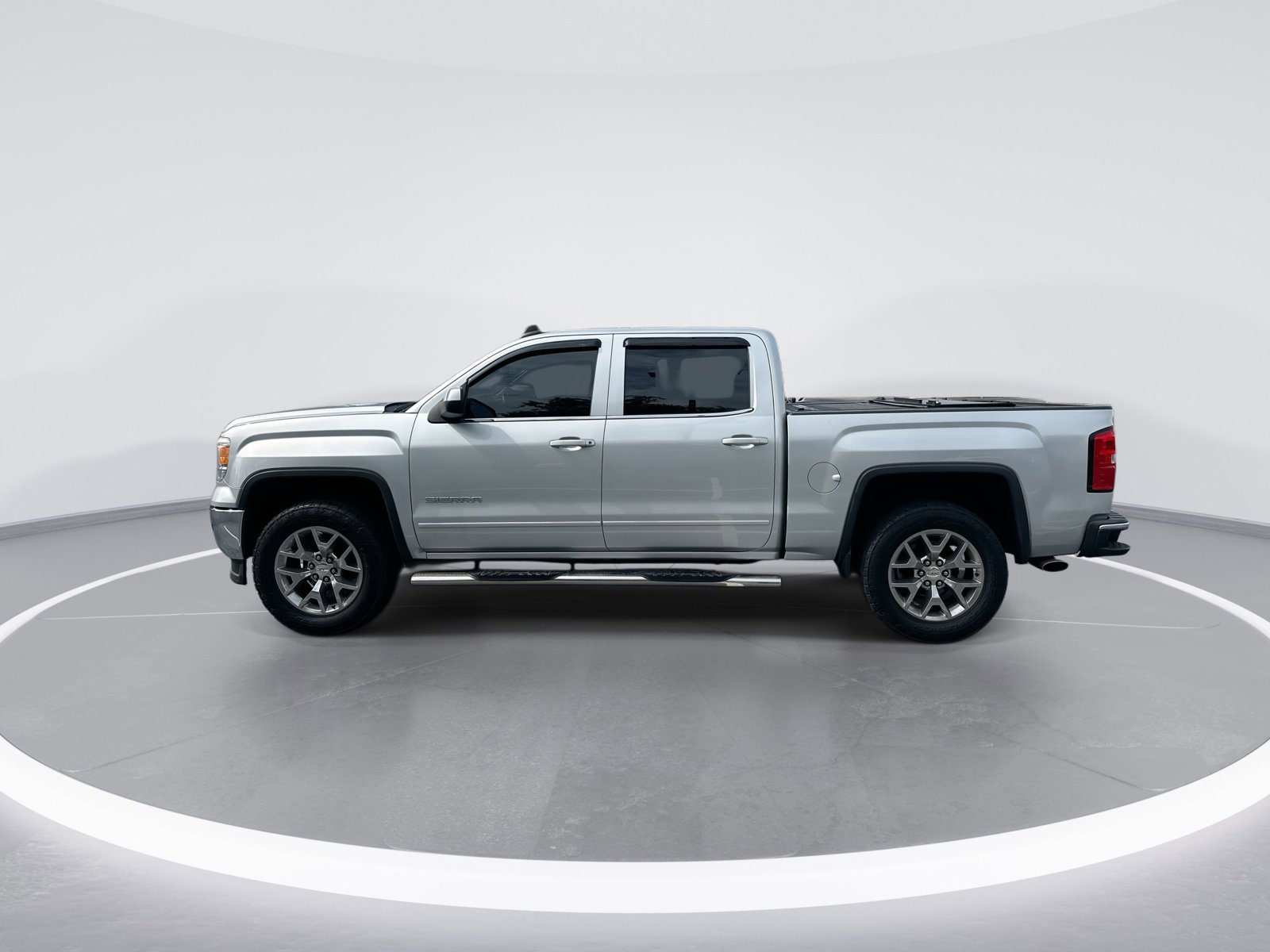 Used 2015 GMC Sierra 1500 SLE w/ SLE Value Package RWD image 6