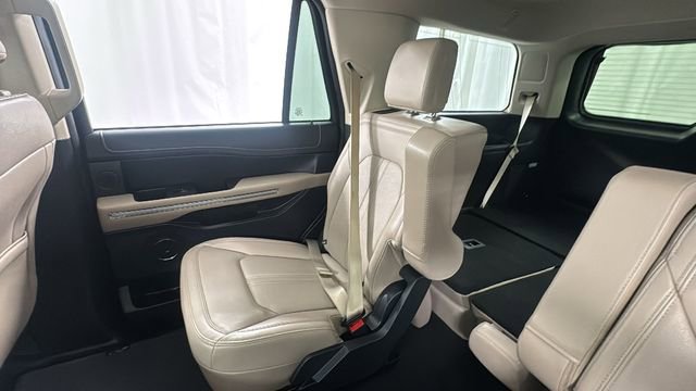Used 2024 Ford Expedition Limited image 14
