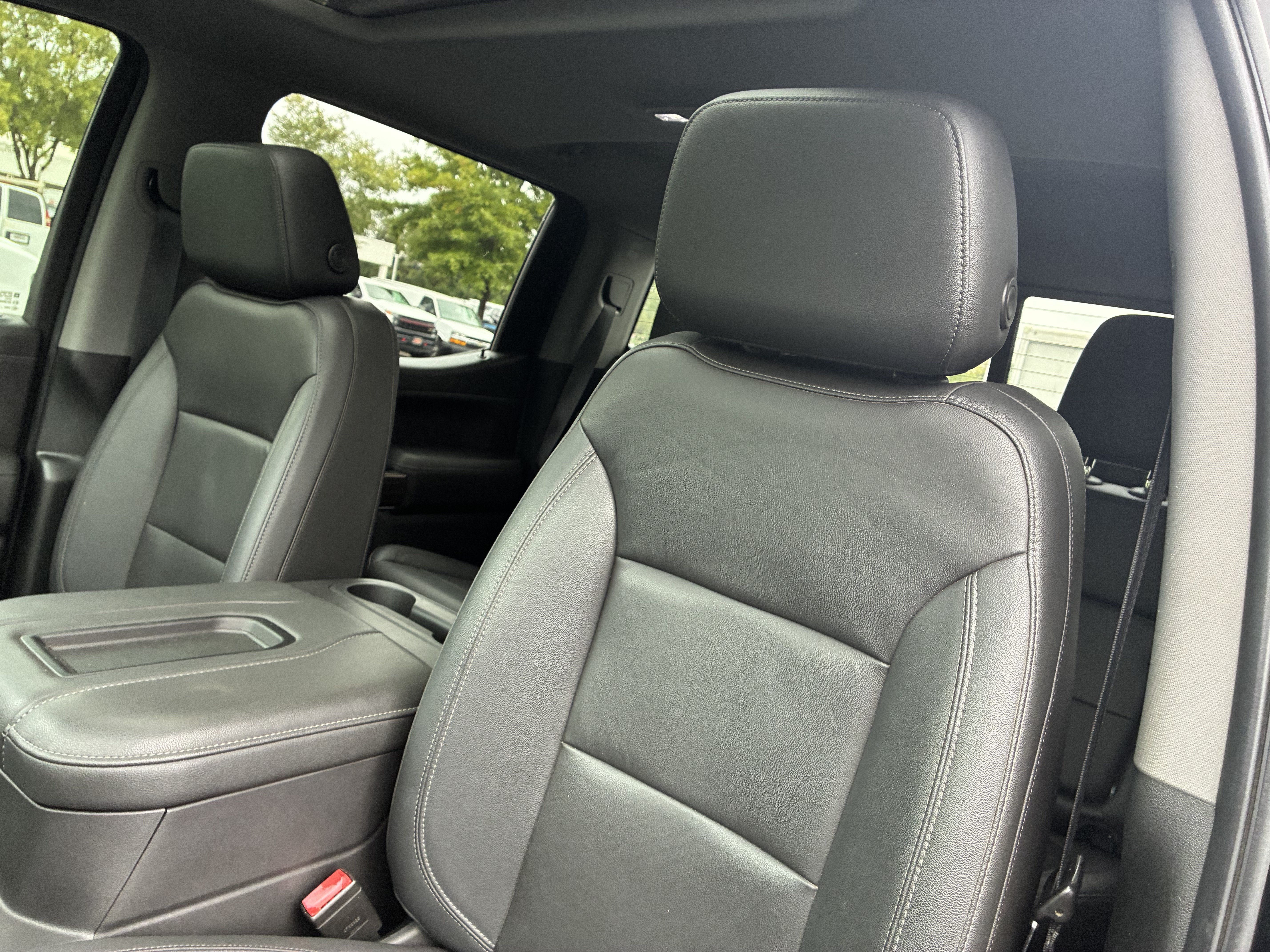 Used 2022 Chevrolet Silverado 1500 RST w/ Convenience Package II AWD/4WD image 22
