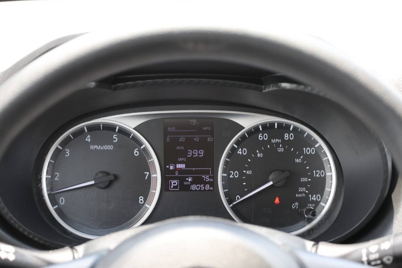 Used 2025 Nissan Versa S w/ Trunk Package FWD image 19