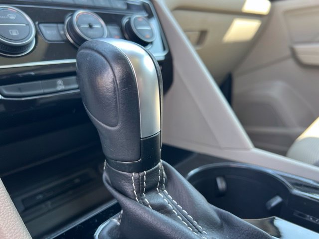 Used 2021 Volkswagen Atlas SEL Premium AWD/4WD image 22