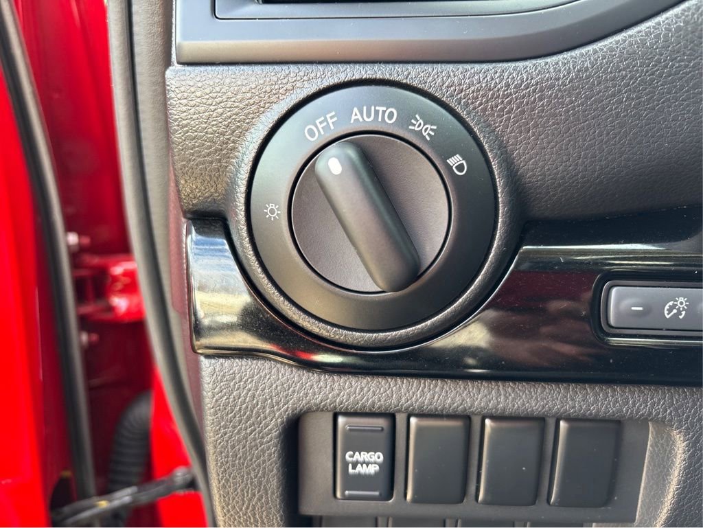 Used 2024 Nissan Titan SV w/ Accessory Utility Package image 13