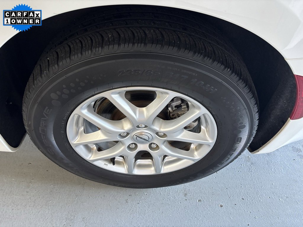 Used 2022 Chrysler Voyager LX image 9