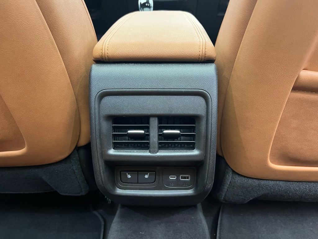 Used 2024 Cadillac XT4 Sport image 9