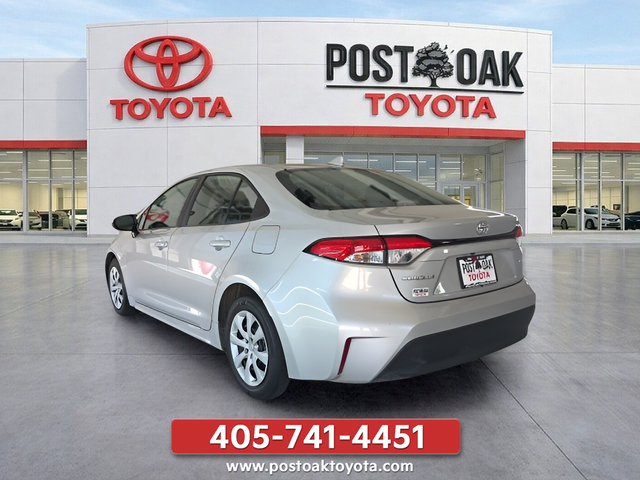 Used 2024 Toyota Corolla LE FWD image 3