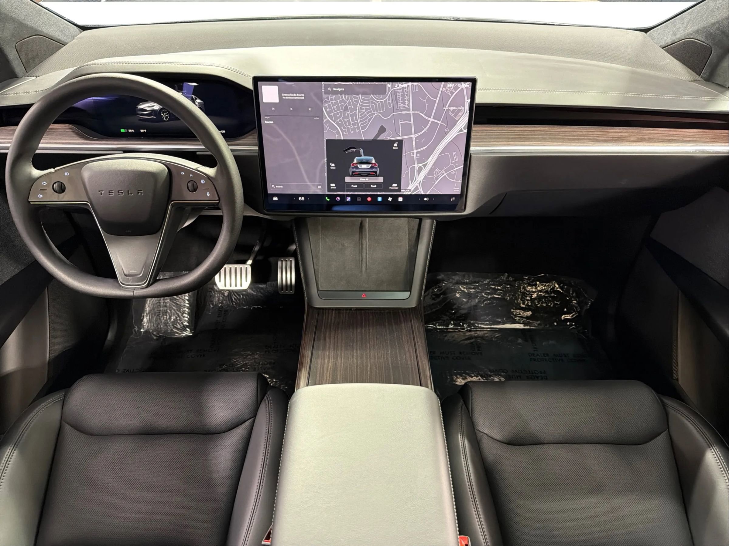 Used 2025 Tesla Model X AWD/4WD image 29
