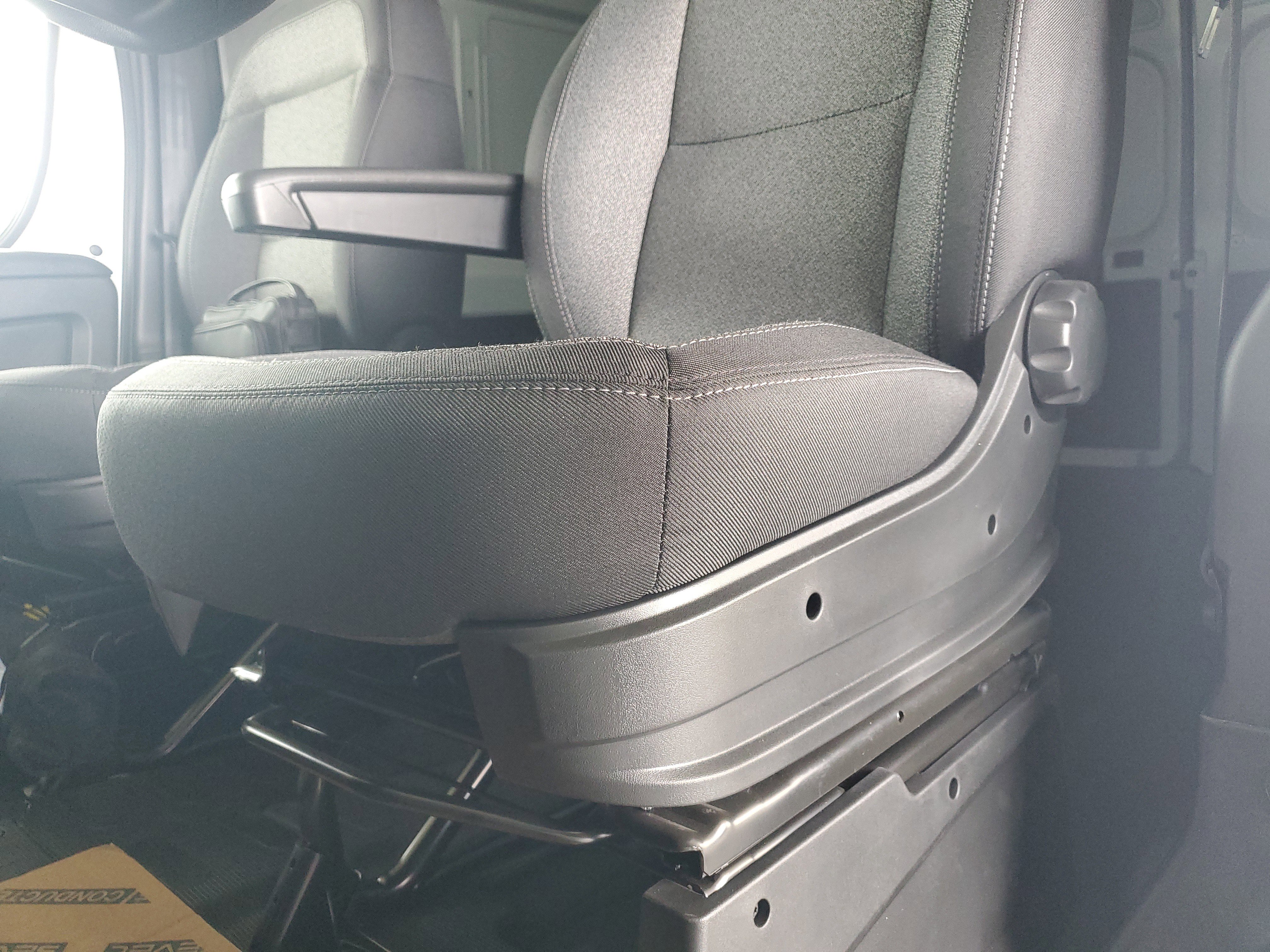 Used 2026 RAM ProMaster 1500 w/ Convenience Group FWD image 18