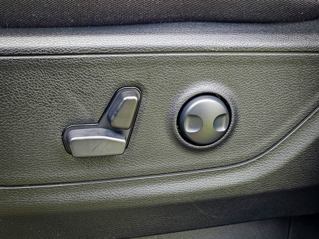 Certified 2024 RAM 1500 Big Horn AWD/4WD image 14