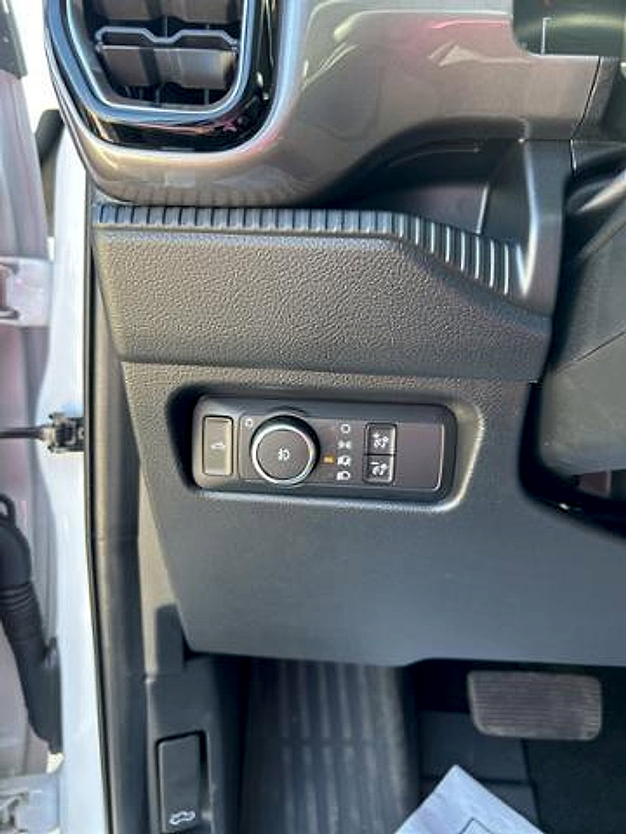 Used 2024 Ford Ranger XLT w/ FX4 Off-Road Package image 18