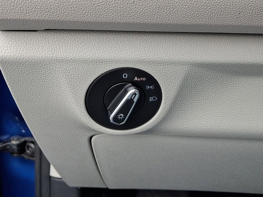 Certified 2023 Volkswagen Jetta S FWD image 25
