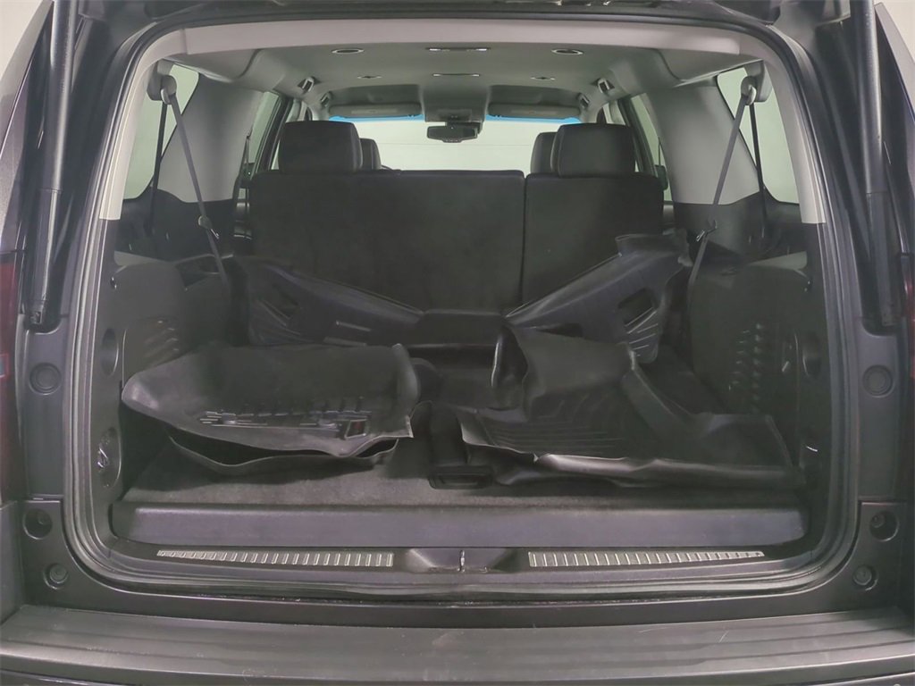 Used 2015 Chevrolet Suburban LT image 25
