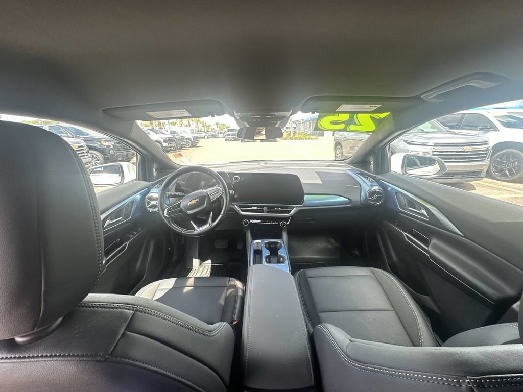 Used 2025 Chevrolet Equinox EV LT AWD/4WD image 26